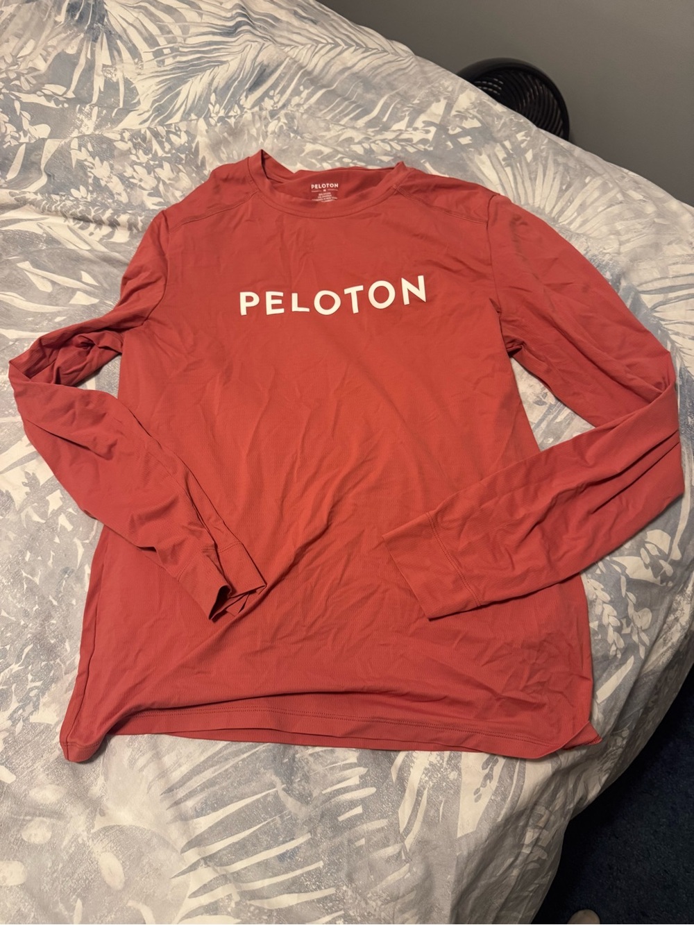 Men’s peloton shirt medium